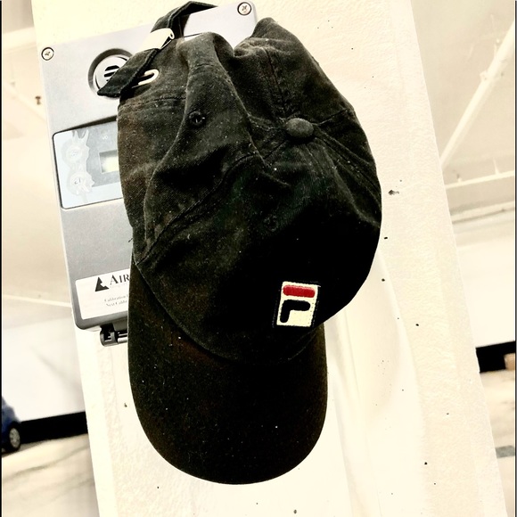 FILA dad hat - Picture 1 of 2